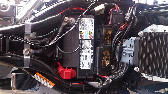 Deka ETX20L バッテリー交換: 素人ハーレーダビッドソン
